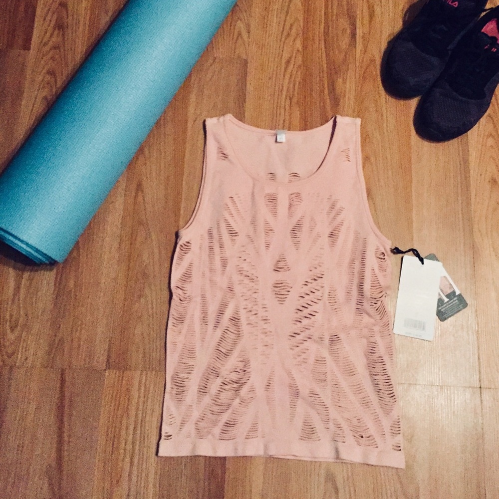 New with tags Gorgeous workout top